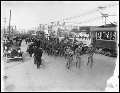 Une parade militaire